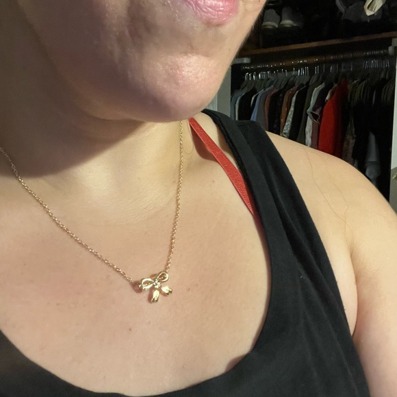 Coquette Bow Necklace NWT - Picture 2 of 10